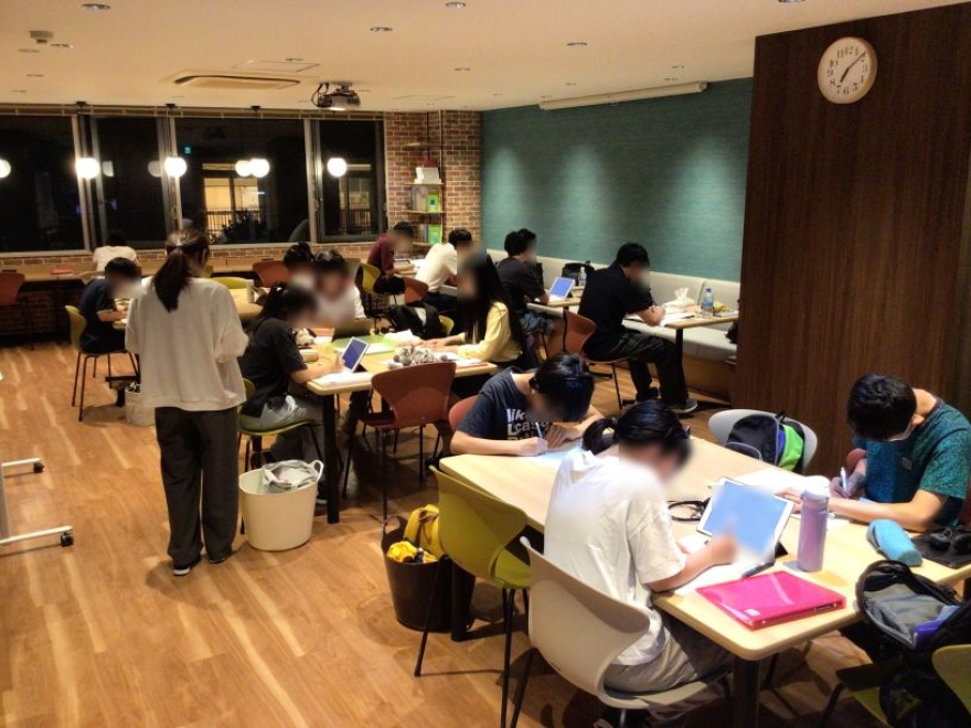 高校生テスト期間中です!